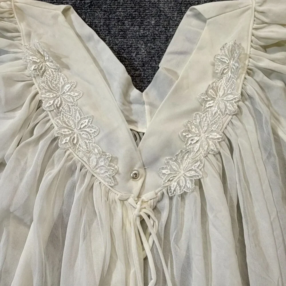 Women’s White Sheer Peignoir Robe Floral Embroidered Puff Sleeve Bridal Vintage